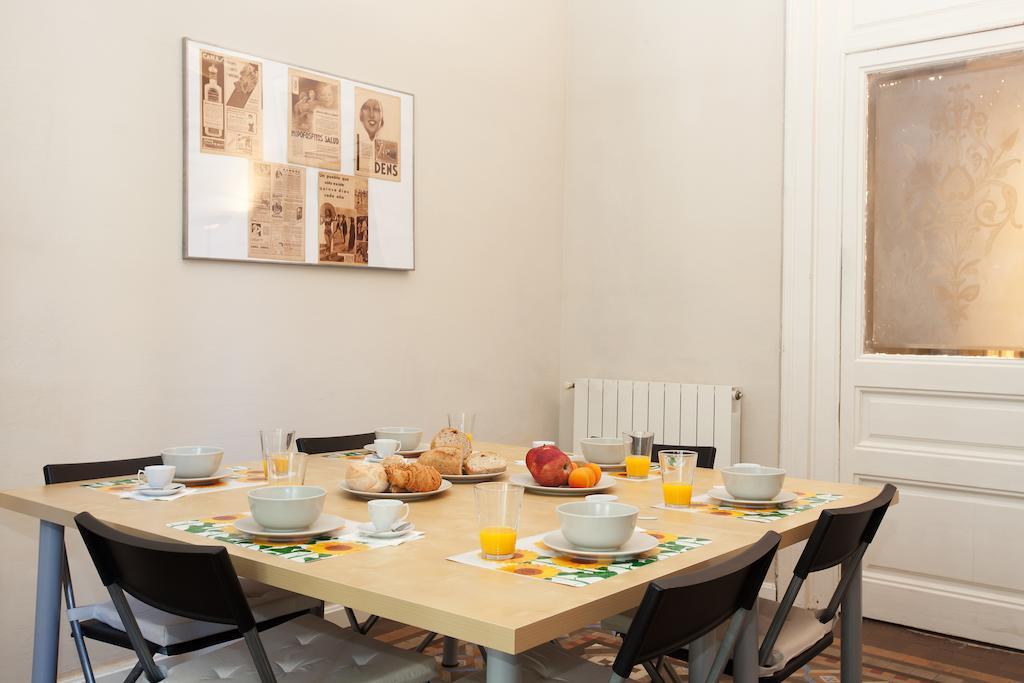 Modernist Apartment Barcelona Rum bild