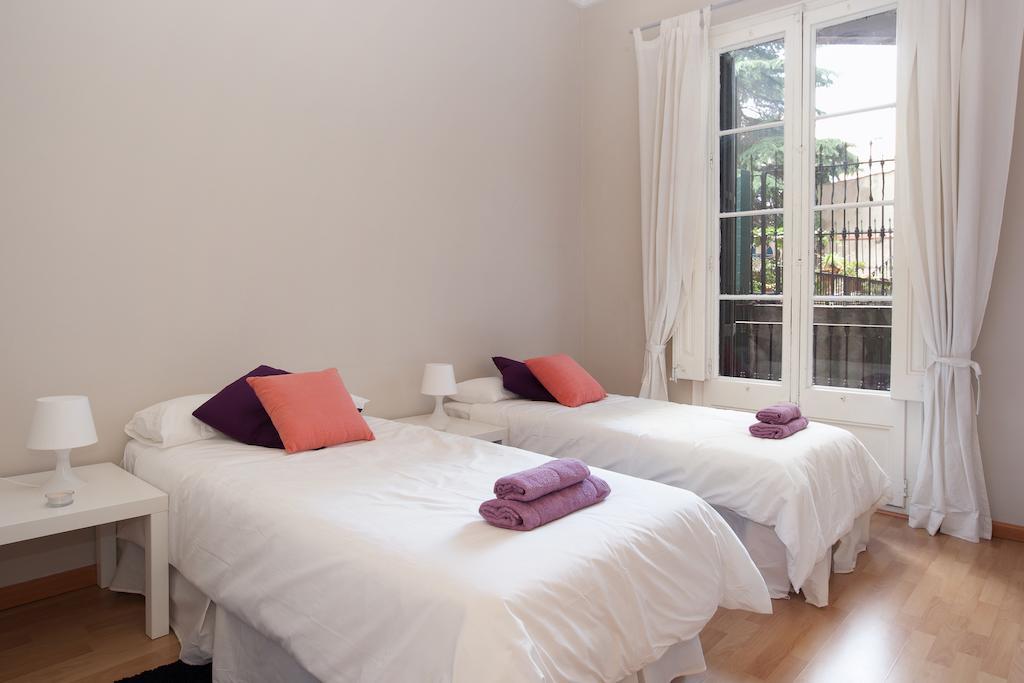 Modernist Apartment Barcelona Rum bild